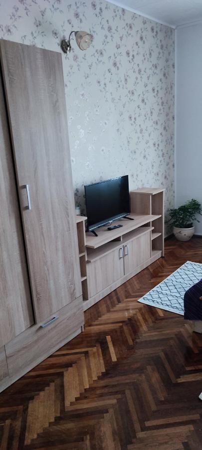 Casa Rebeca Hotel Orsova Ngoại thất bức ảnh